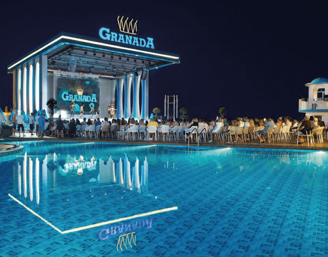 Yuppi-Tatil-Granada-Luxury-Beach-12